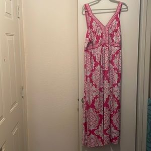 Beautiful maxi dress! 3X.